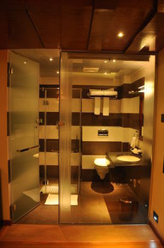 Park Avenue Hotel