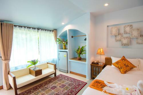 Hotel E-outfitting Pai Resort