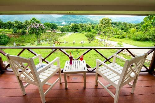 Hotel E-outfitting Pai Resort