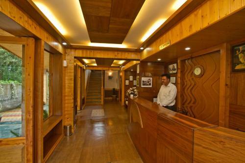 Hotel Vivaan Manali