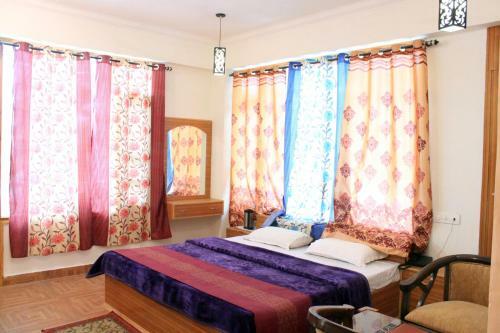 Hotel Utopia Resorts