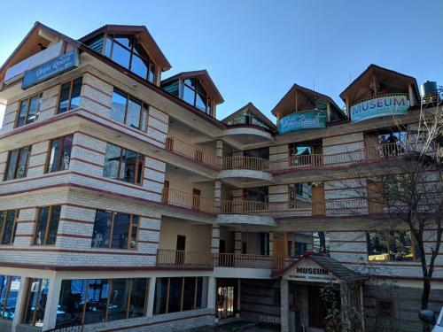 Hotel Utopia Resorts