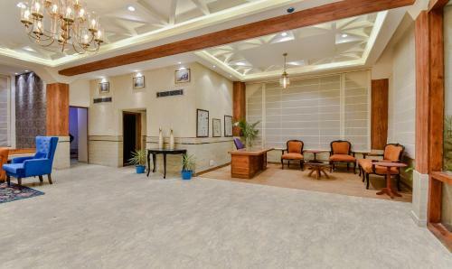Hotel Snowcrests Manor, Manali