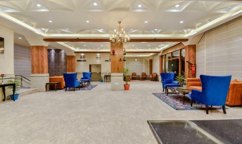 Hotel Snowcrests Manor, Manali
