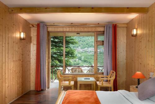 Bed & Breakfast Shobla Pine Royale