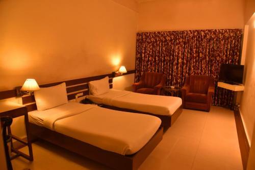 Hotel Poonja International