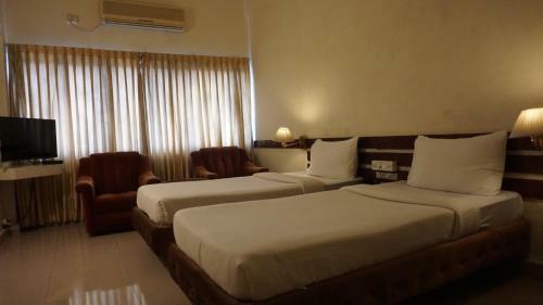 Hotel Poonja International