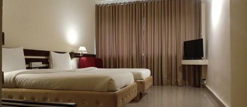 Hotel Poonja International