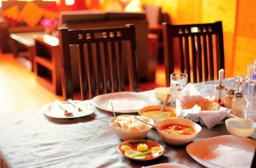 Hotel Pause At Manali