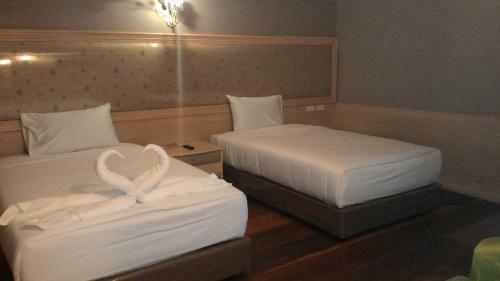 Pearl Resort & Hotel