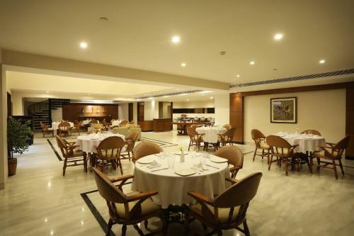 Hotel Green Park Chennai