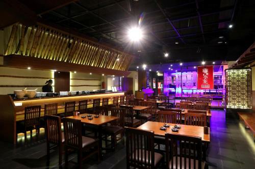 Hotel Green Park Chennai