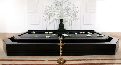 Hotel Green Park Chennai