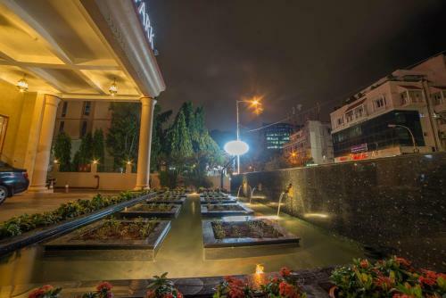 Hotel Raj Park