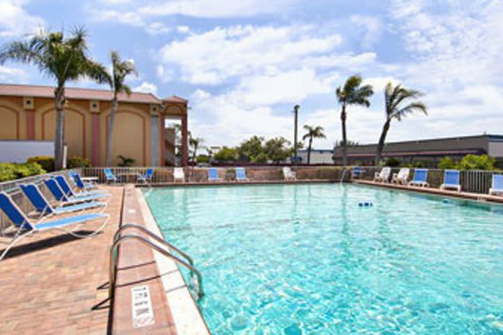 Hotel Days Inn South