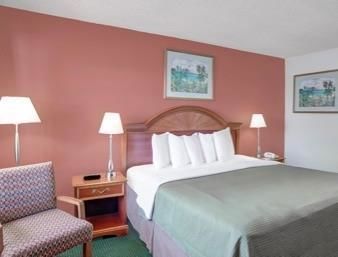 Hotel Howard Johnson South
