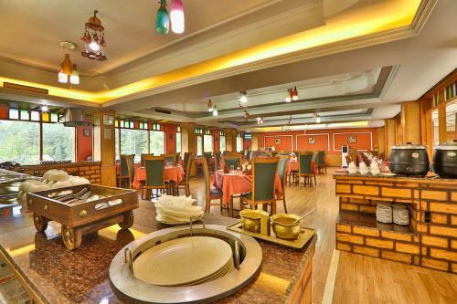 Hotel Snow Valley Resorts Manali