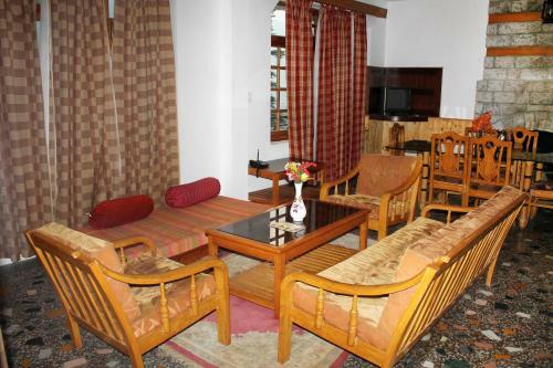 Bed & Breakfast Hotel Mountain Trail Manali