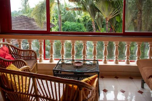 Papa Jolly's Boutique Hotel