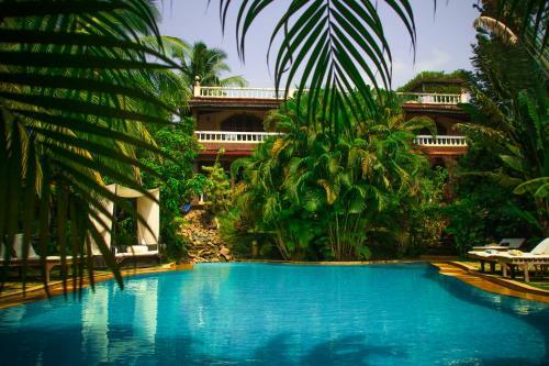 Papa Jolly's Boutique Hotel
