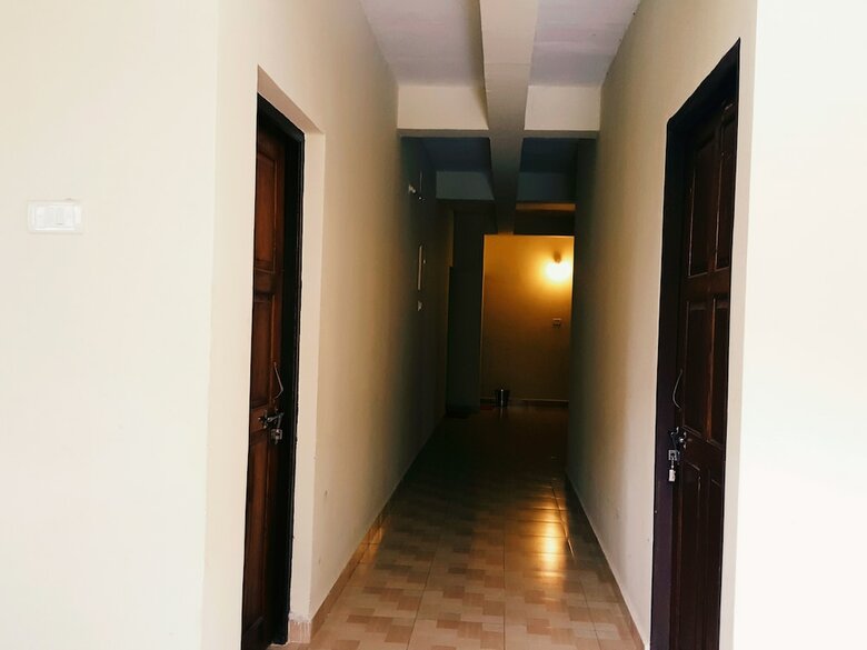 Majhi Hotel