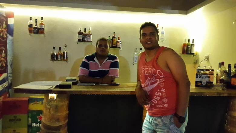 Majhi Hotel