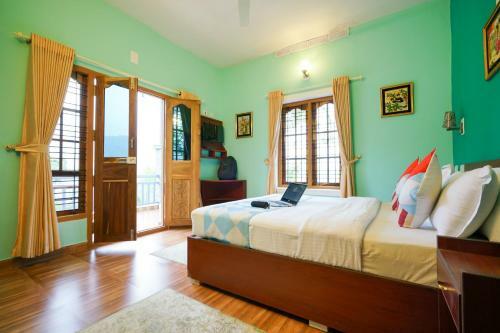 Bed & Breakfast Munnar Blue Mist