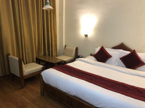 Hotel Nand Residency