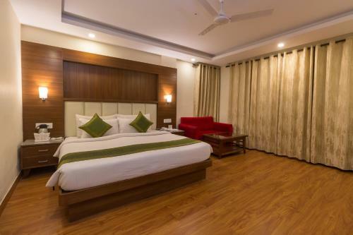 Hotel Nand Residency