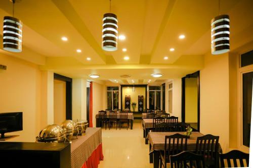 Hotel Emerald Inn
