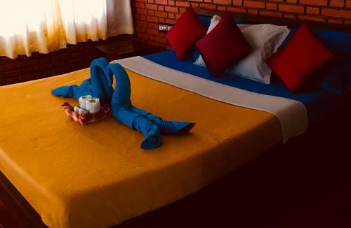 Hostal Clouds Land