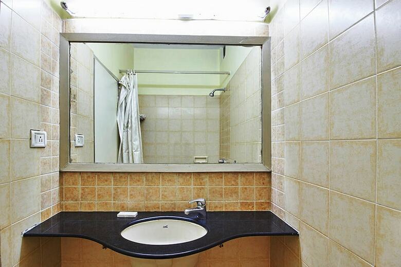 Hotel Roopa