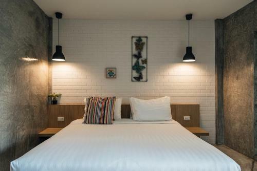 Journey Hostel Surat