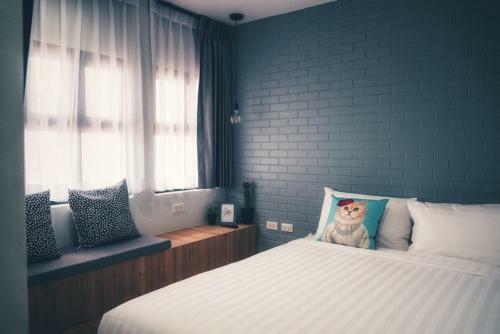Journey Hostel Surat