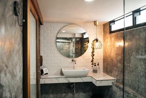 Journey Hostel Surat