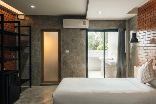 Journey Hostel Surat