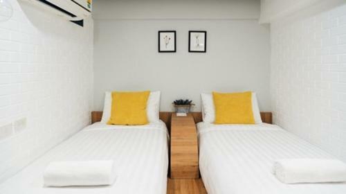 Journey Hostel Surat