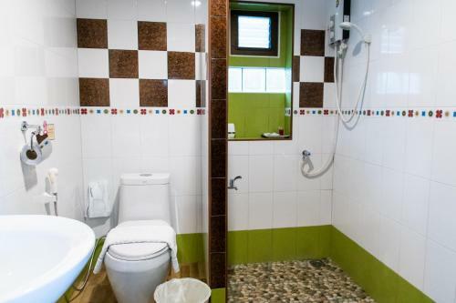 Hotel Baanrimnam Resort Trat