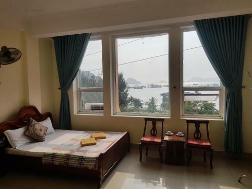 Bay View Hotel