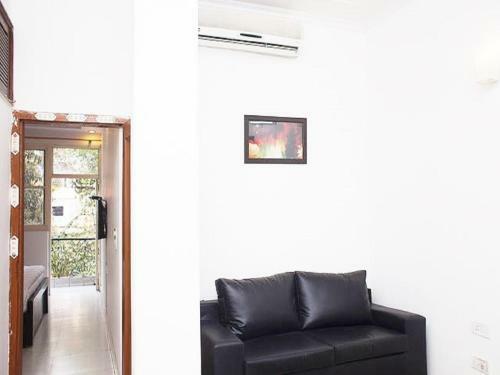 Olive Service Apartments - Defence Colony