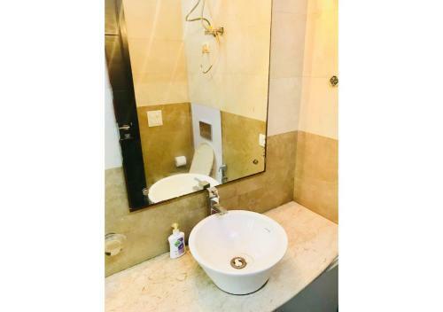 Olive Service Apartments - Defence Colony