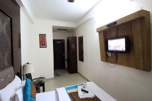 Arjun Hotel