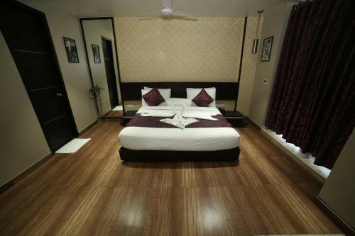 Hotel Woodapple Residency