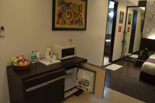 Hotel Woodapple Residency