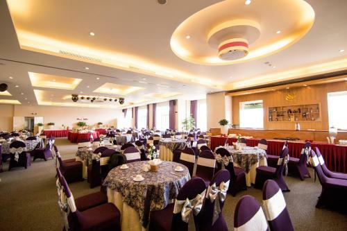 Ttc Hotel Premium Ngoc Lan