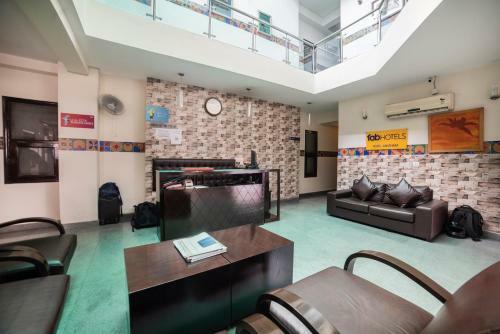 Fabhotel Anutham Saket