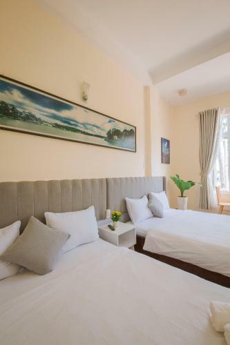 Hostal Thang Lap Hotel