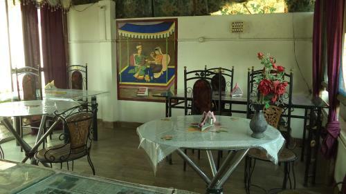 Hotel Monarch Rama