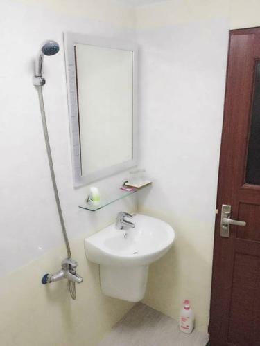 Hostal Vien Dong 2 Guesthouse