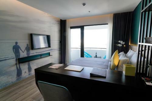 Cherie Hotel